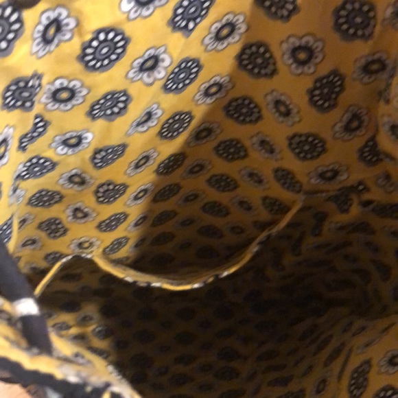 Vera Bradley knapsack - Picture 4 of 5